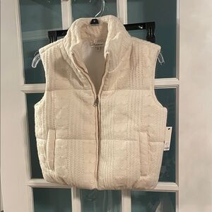 Francesca's Collections Cream Cable Knit Puffer Vest
